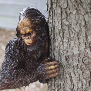 Bigfoot The Bashful Yeti Indoor/Outdoor Garden Tree Sculpture